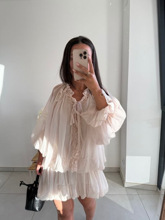 Robe Victoria