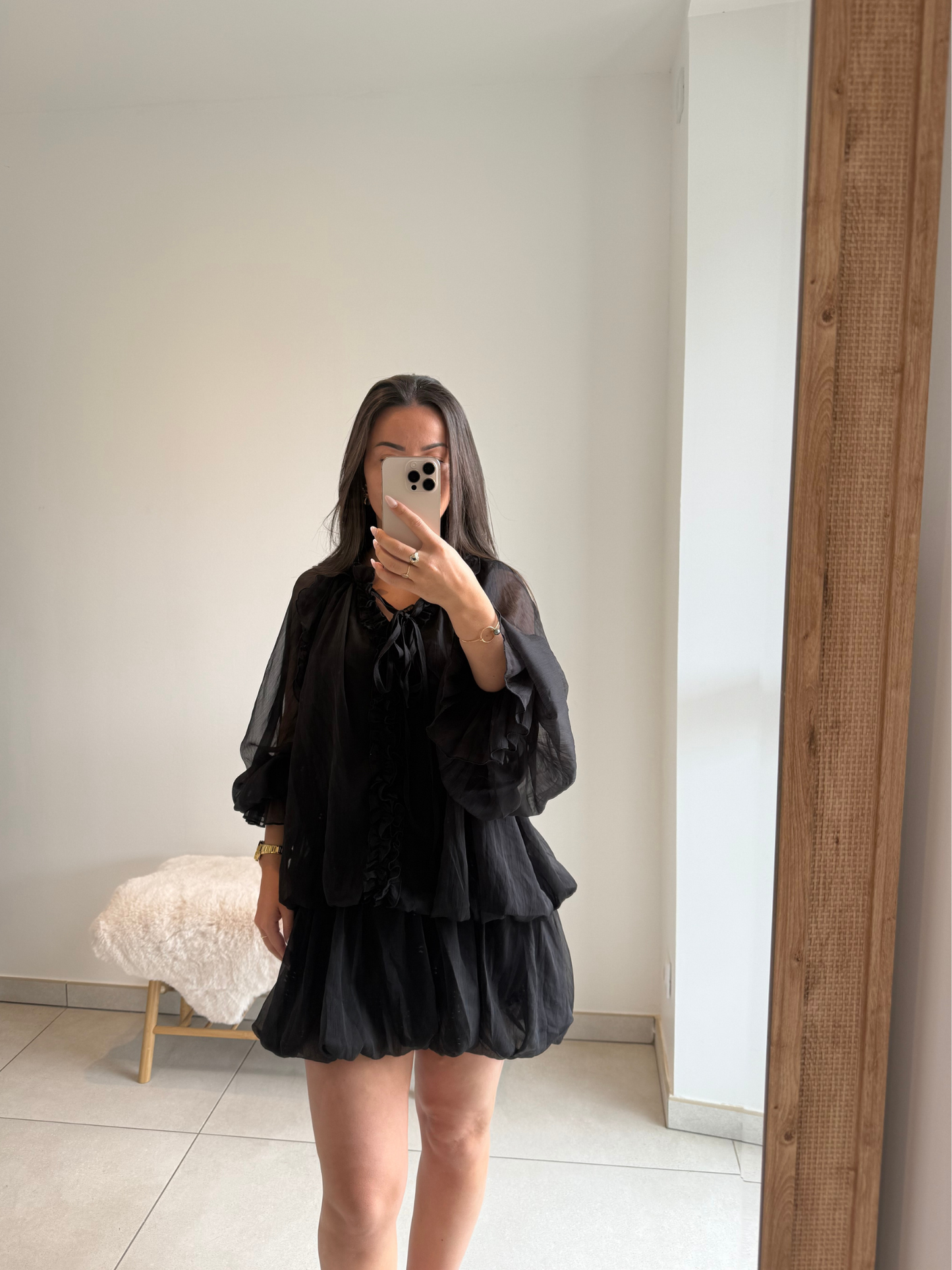 Robe Victoria